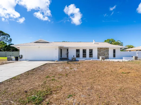 1212 63rd St NW, Bradenton, FL 34209