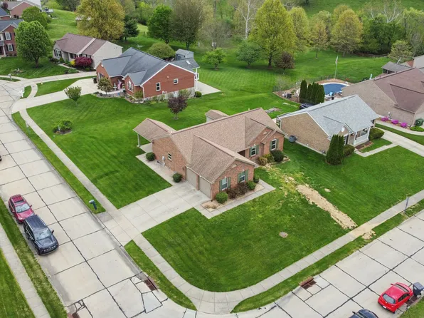 8471 Moonstone Ct, Florence, KY 41042