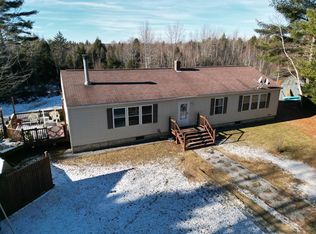 32 Cooley Rd, Washington, ME 04574