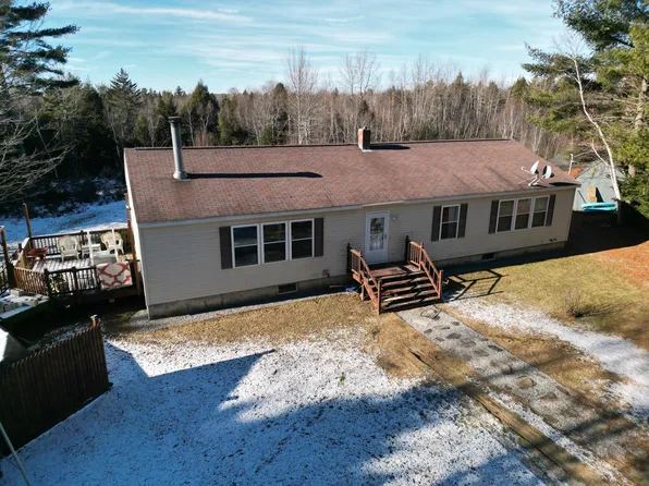 32 Cooley Road, Washington, ME 04574