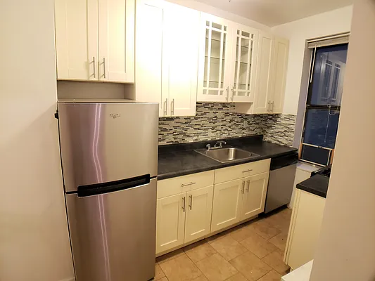 Rented by Bohemia Realty Group | media 1