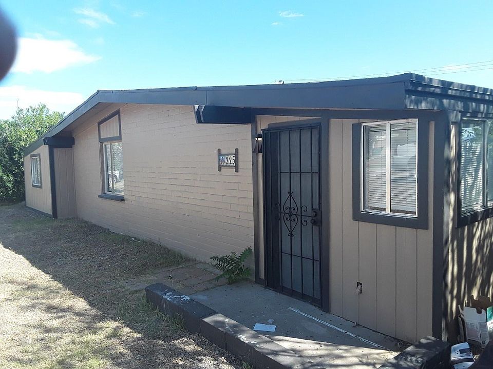 1st image of 225 S Avenue B
