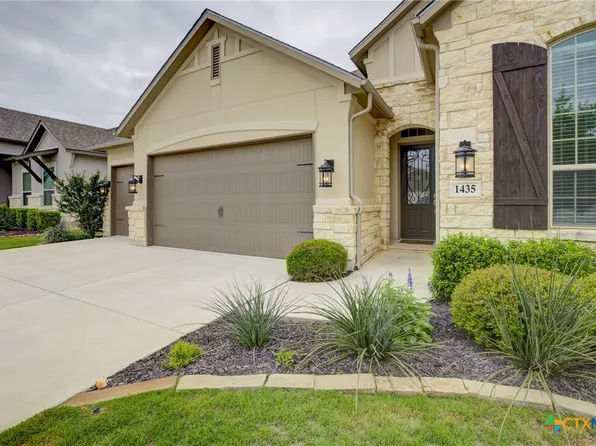 1435 Oaklawn Dr, New Braunfels, TX 78132