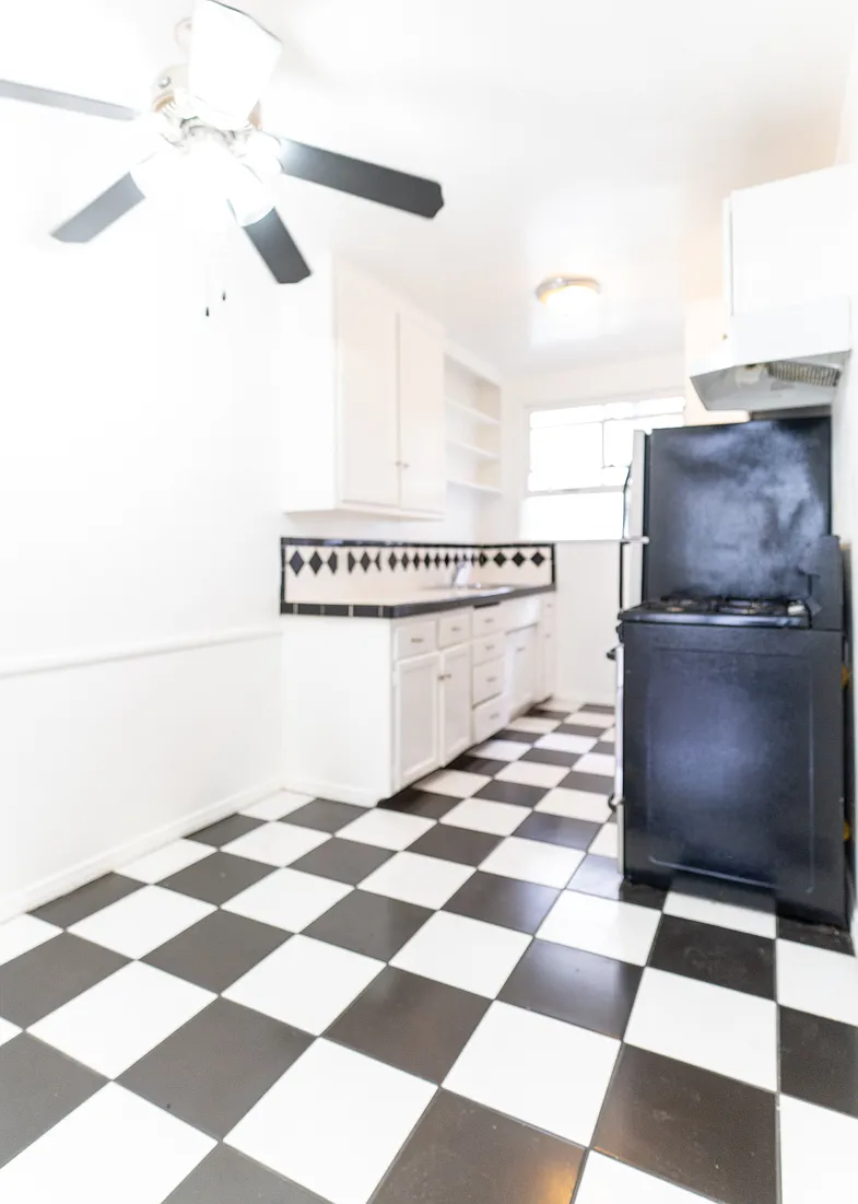 1 bed, 575 sqft, $1,795 — Photo 3