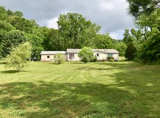 711 Woodard Rd, Washburn, MO 65772