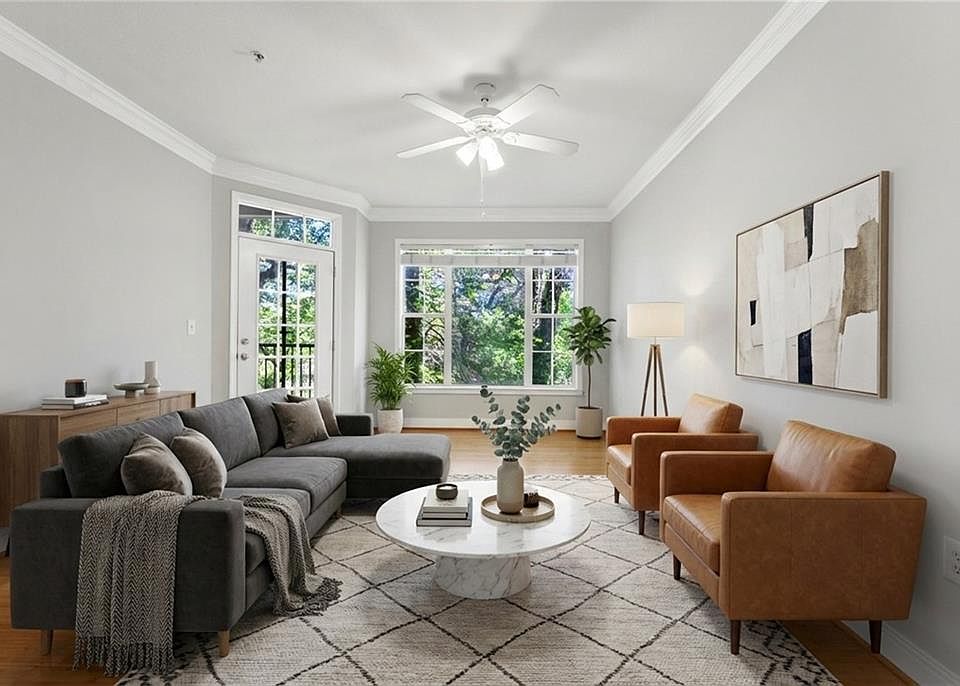 1st image of 4201 Stratford Cmns