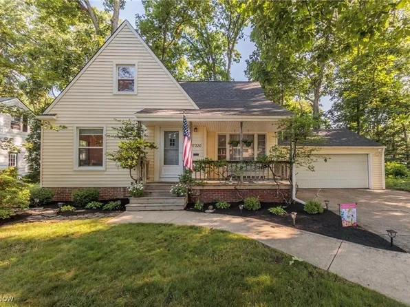 27320 Langale Rd, Westlake, OH 44145