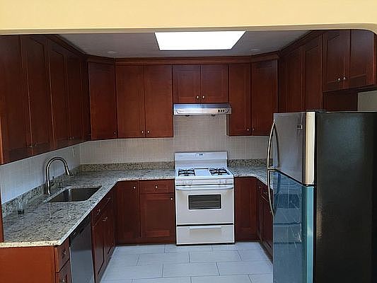 1st image of 8882 20th Ave #2