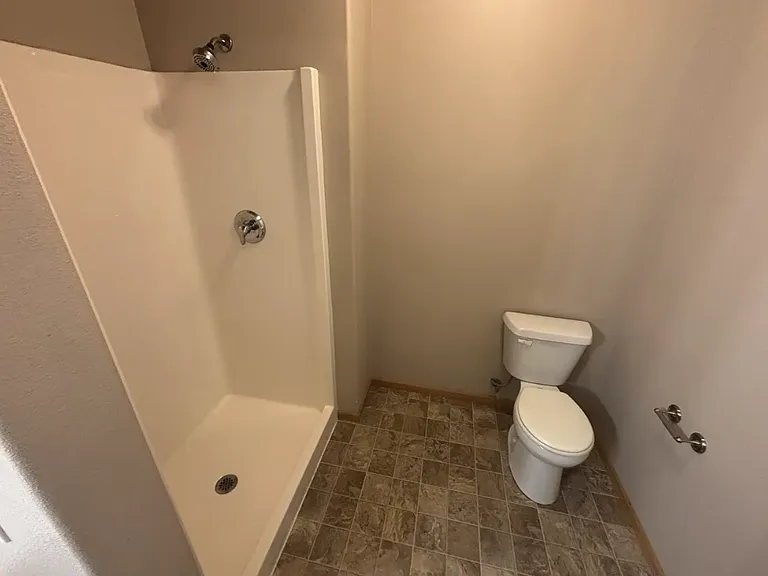 2190 Westlake Rd — Photo 7