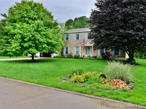 2424 Rockingham Dr, Troy, OH 45373