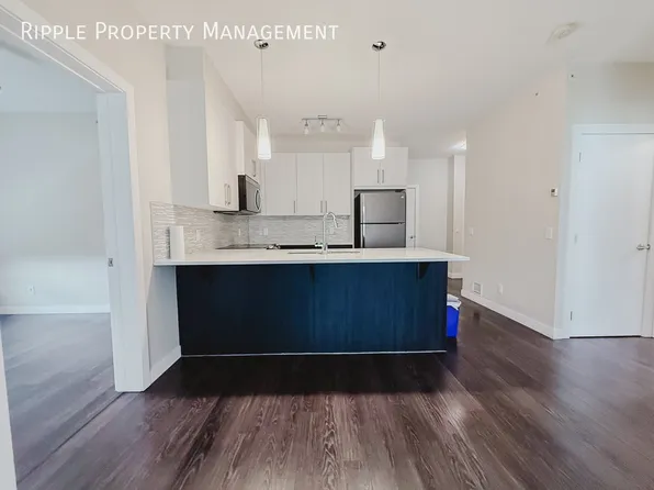 8 Sage Hill Ter NW #301, Calgary, AB T3R 0W5