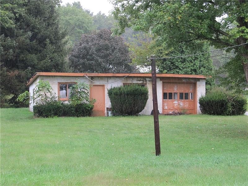 2nd image of 632 McFarland Rd