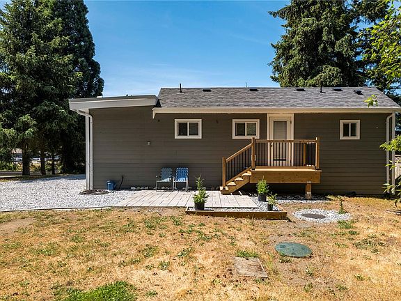 5th image of 3699 Cedardale Rd