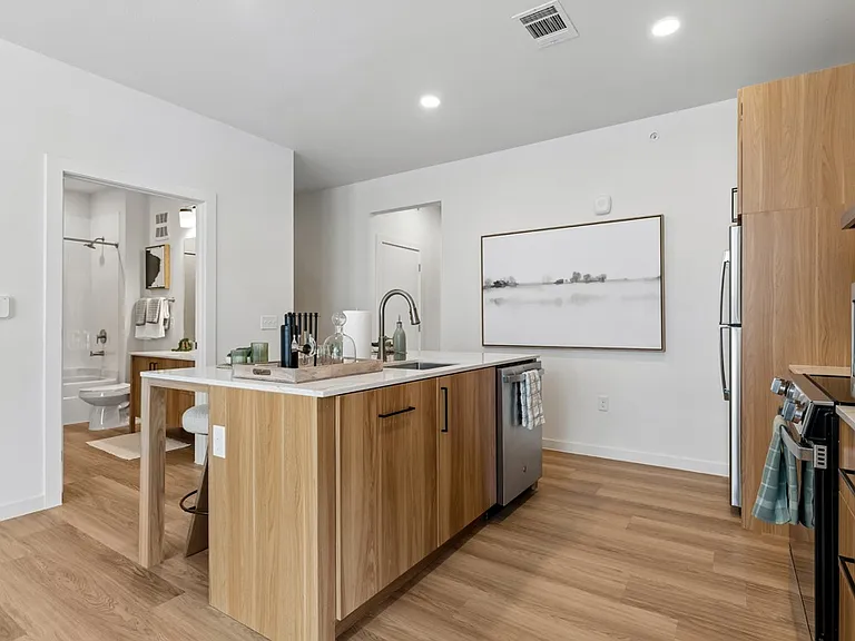 The Arden — Photo 31