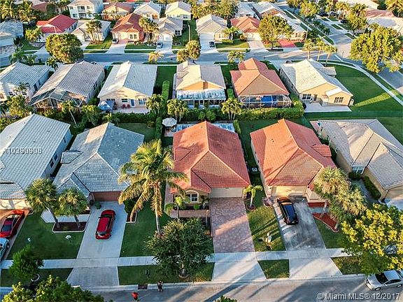 2nd image of 20857 NW 16th St
