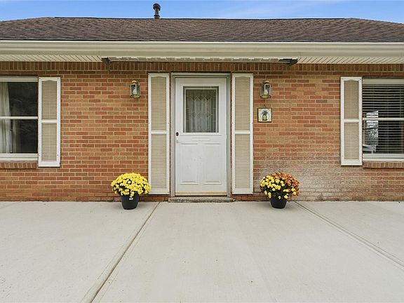 5th image of 865 Hamilton Ave