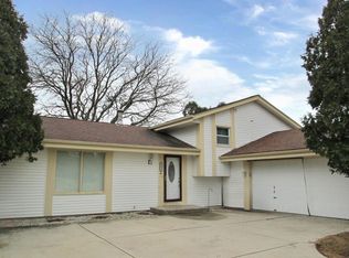 15875 West Marietta DRIVE, New Berlin, WI