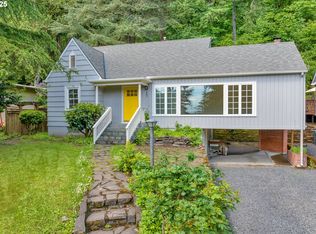 2250 Floral Hill Dr, Eugene, OR 97403