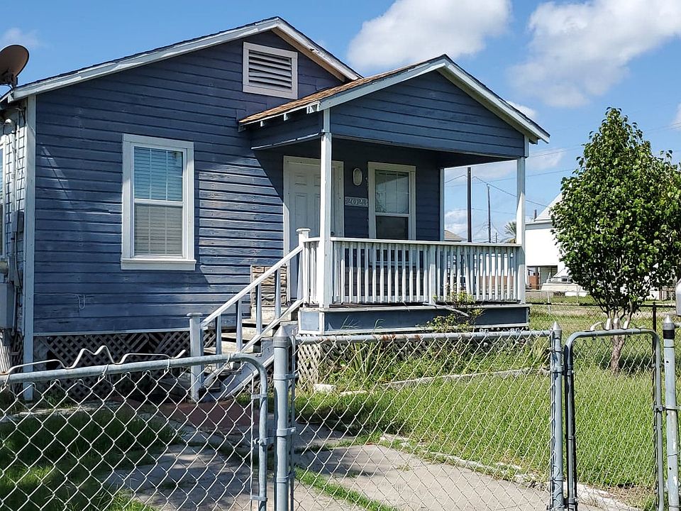 1st image of 2023 Grover Ave