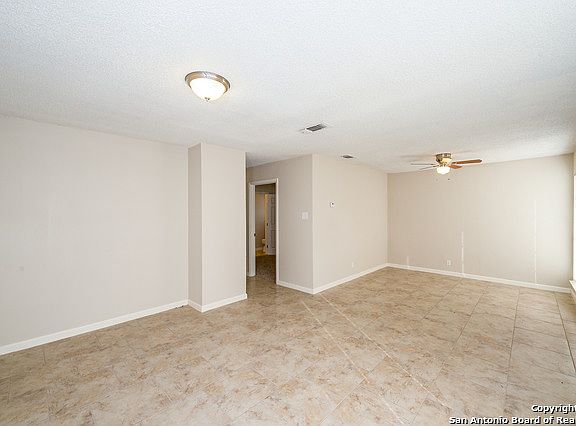 4th image of 6035 Millbank Dr