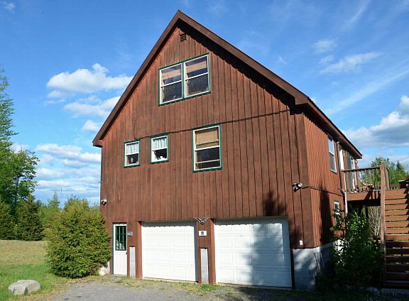 2nd image of 40 Oak Ln
