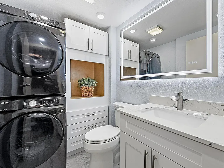 2902 29th Ct — Photo 22