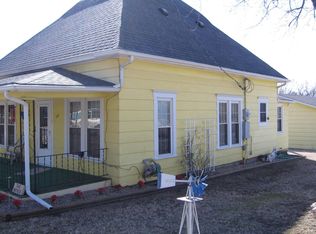 101 Oak St, Sedan, KS 67361