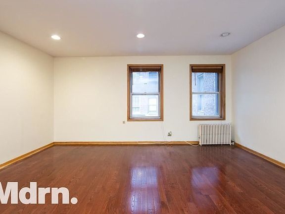 2nd image of 18 W 37th St APT 301