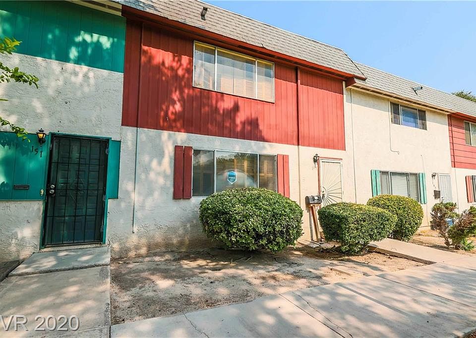 1st image of 149 Greenbriar Townhouse Way