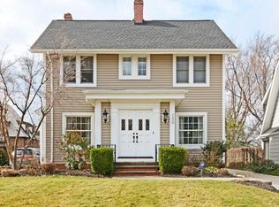 250 Arundel Rd, Rocky River, OH 44116