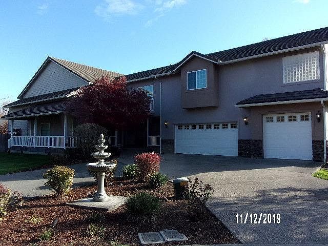 1st image of 131 Rosewood Ln