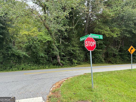 4th image of 2943 Demooney Rd S