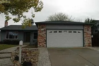 2807 Castleford Dr photo 1