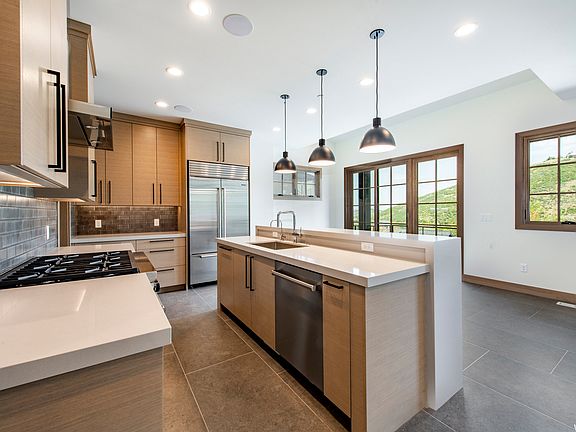 5th image of 1219 Lowell Ave #6