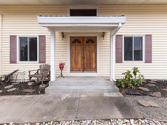4th image of 931 Ellen Street