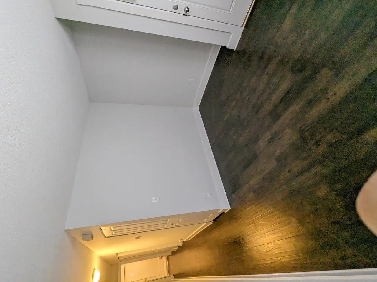 1217B Indianola Ave — Photo 3