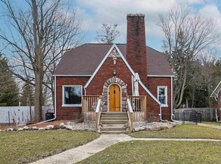 631 W Belle Ave, Saint Charles, MI 48655