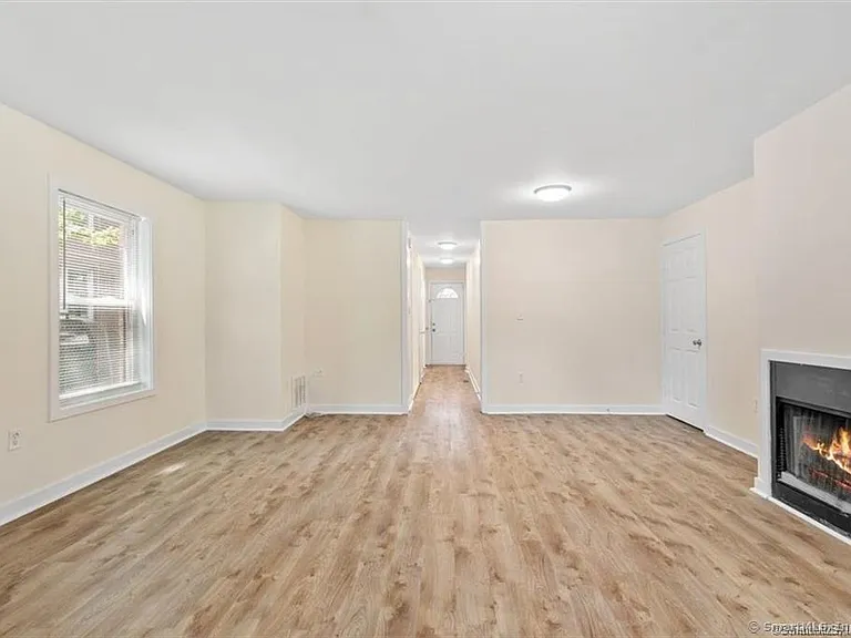 86 Howe St #A — Photo 7