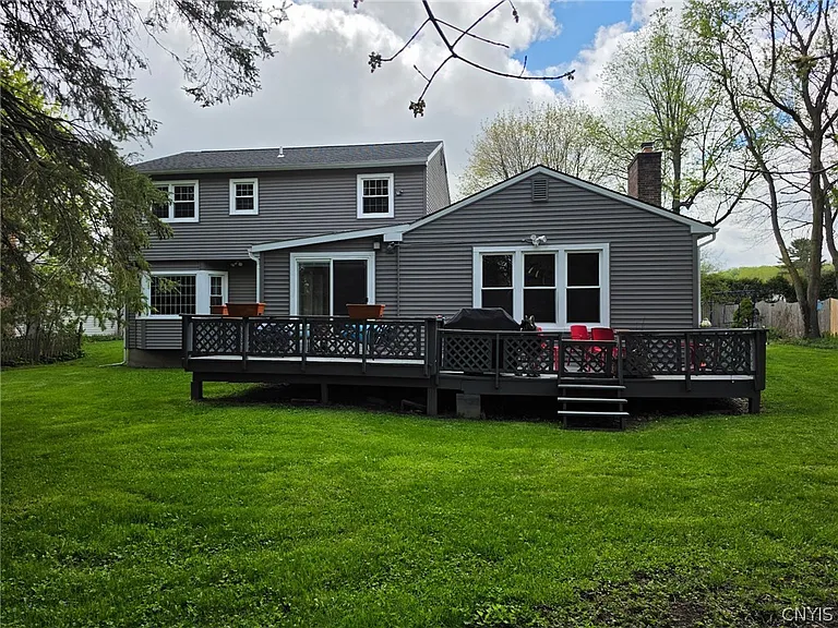 96 Charing Rd — Photo 32