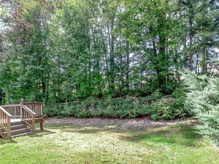 2103 Templeton Gap Dr — Photo 42