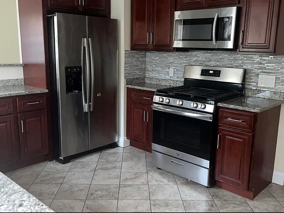 1st image of 151 Haseco Ave #1