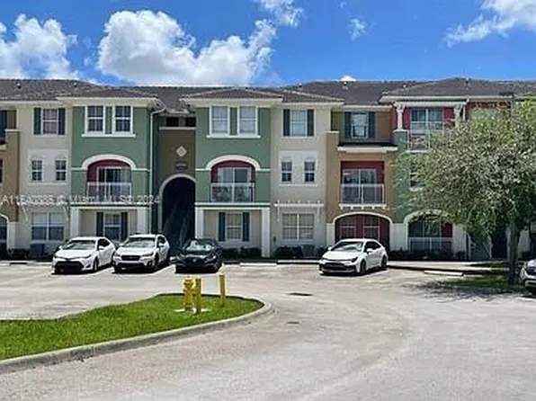 11202 NW 83rd St APT 220, Doral, FL 33178
