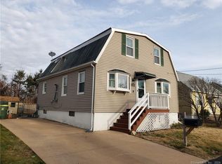 84 Anderson Ave, Waterbury, CT 06708