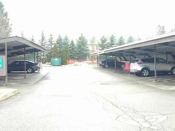 5th image of 61286 Greenwood Dr #1