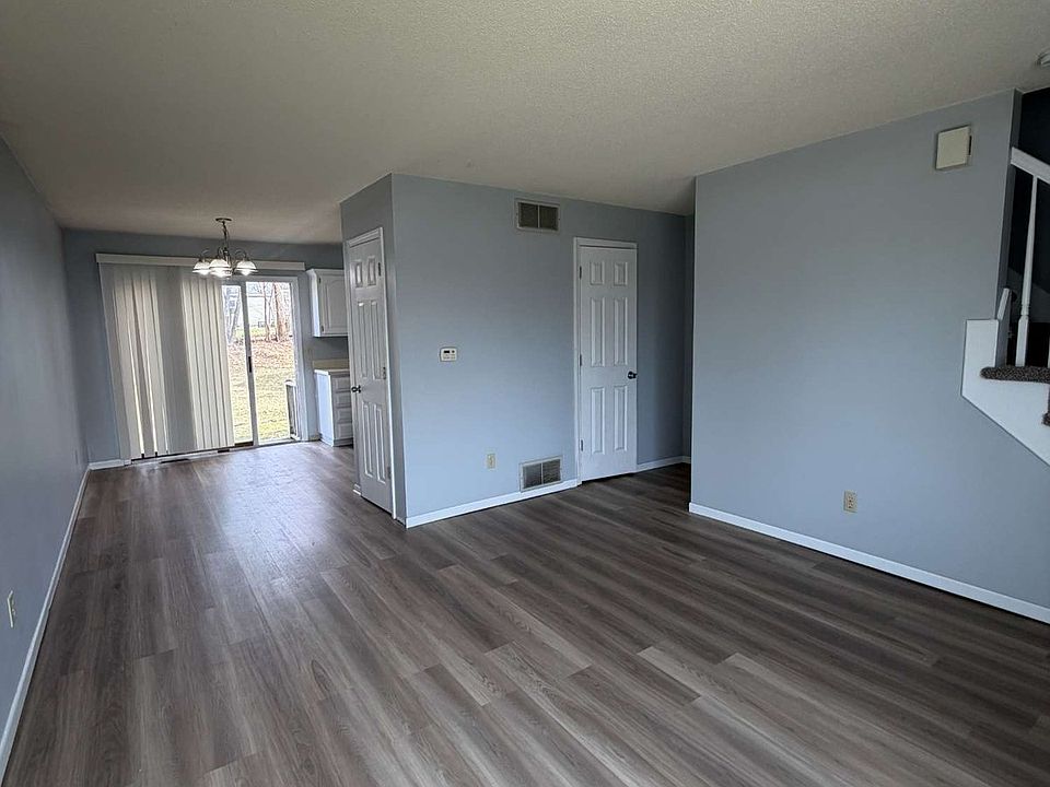 1st image of 4033 57th St