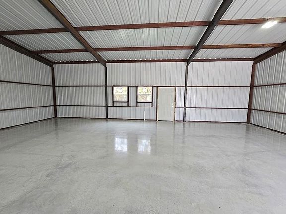 4th image of 735 County Road 206