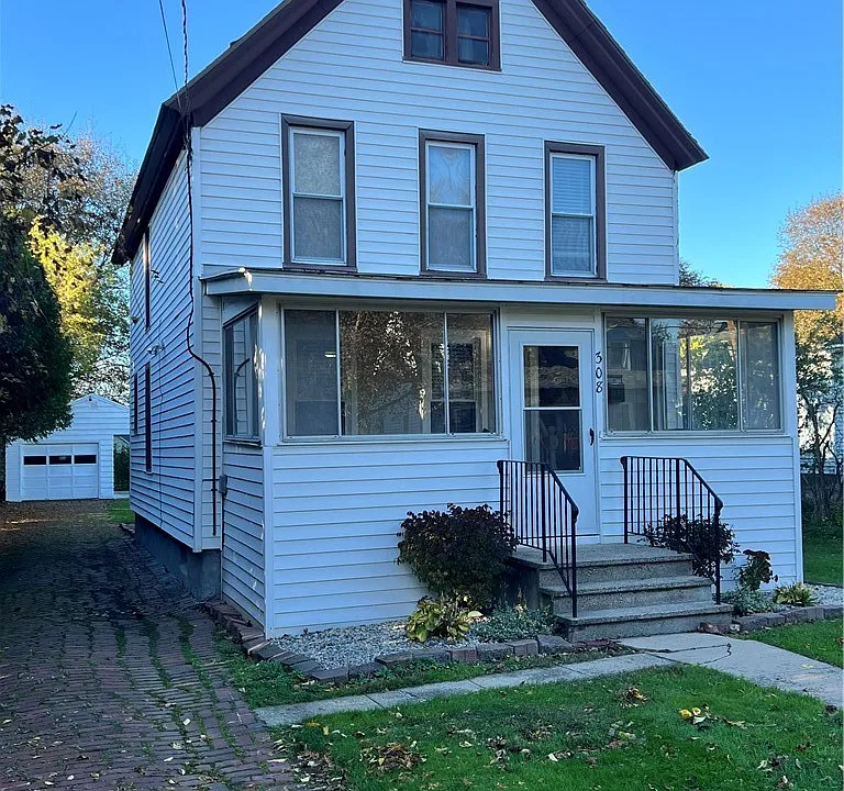 308 Hartford Pl