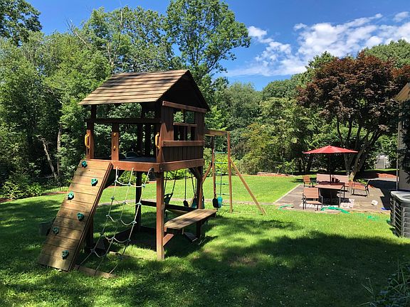 Back Yard & Play Set