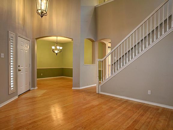 4th image of 4017 Elmhill Dr
