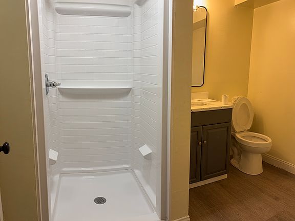 4th image of 1426 Windward Dr